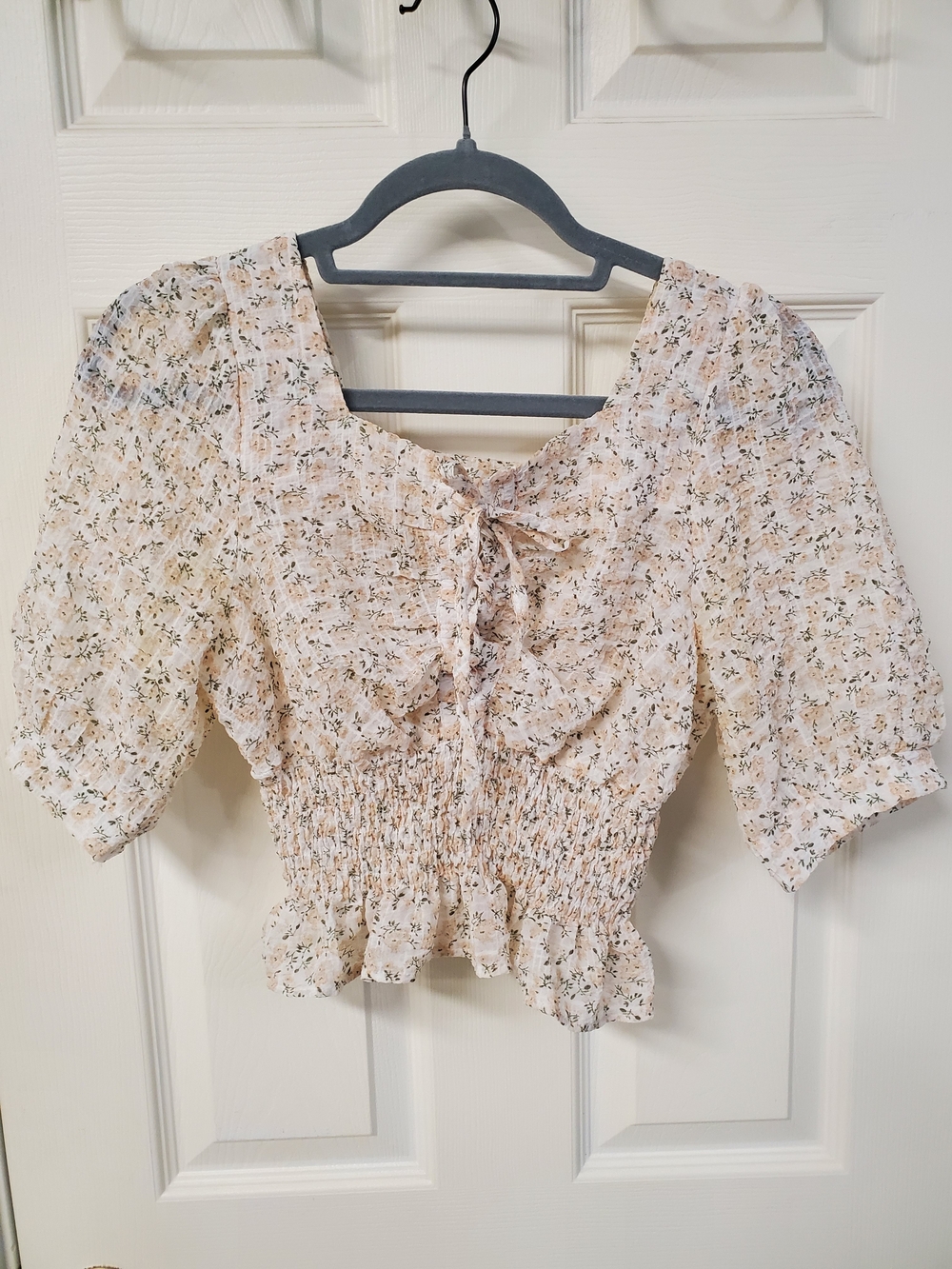 Floral Shirred Peasant Top - Cream